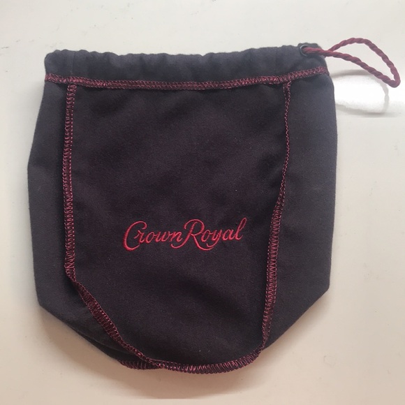 EUC! 3 limited edition Crown Royal bags. - Picture 10 of 12